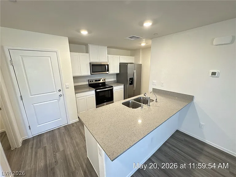 4916 Apple Mesa Ave — Photo 6