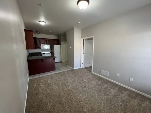 1119 Ratone St APT 3, Manhattan, KS 66502