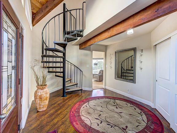 3rd image of 1020 Poverty Hill Dr