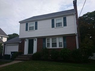 675 Lagrange St, West Roxbury, MA 02132