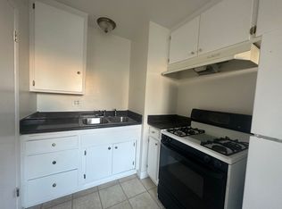 5561 Linden Ave APT 1, Long Beach, CA 90805