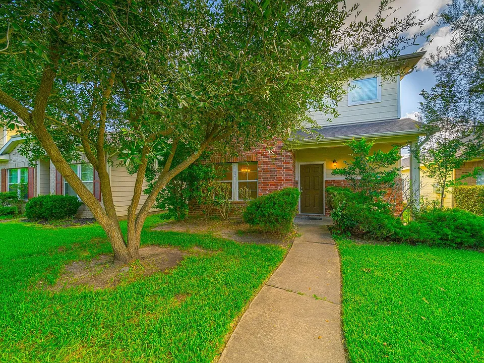11821 Jelicoe Dr
