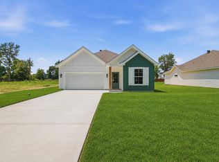 228 Jones Rd, Lake Charles, LA 70611