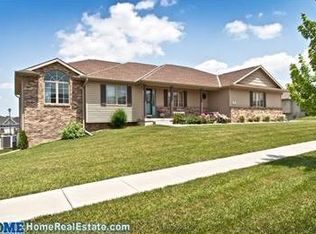 6100 Thompson Creek Blvd, Lincoln, NE 68516