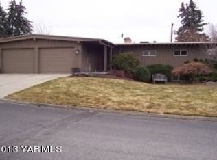 4706 Richey Rd, Yakima, WA 98908