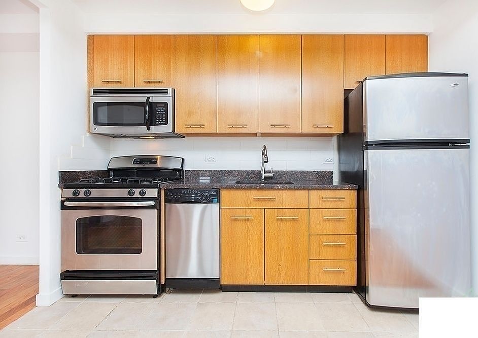 1st image of 25-27 Astoria Blvd #2A