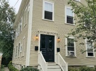34 3rd St, Newport, RI 02840