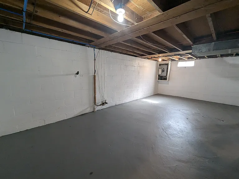 114 Maple Manor Dr — Photo 28