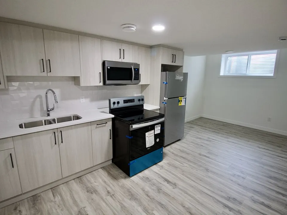 8841 Carson Way SW #BASEMENT