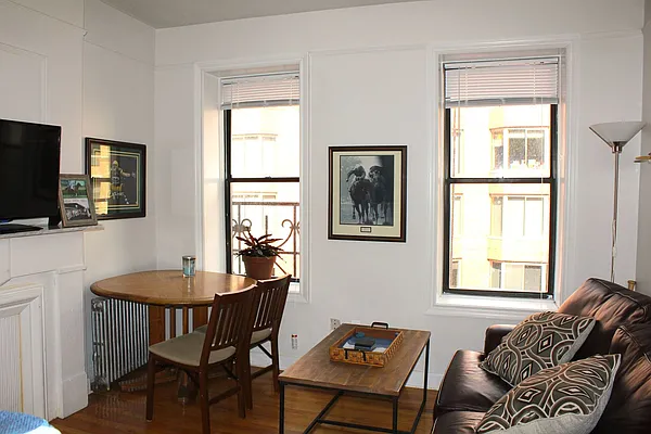 Sold by Meraki Realty LLC | media 3