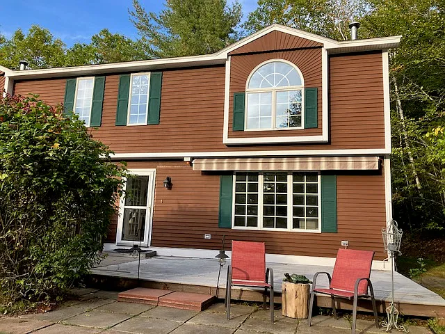 2 bed, 1.5 bath, 1248 sqft, $2,000 — Photo 1