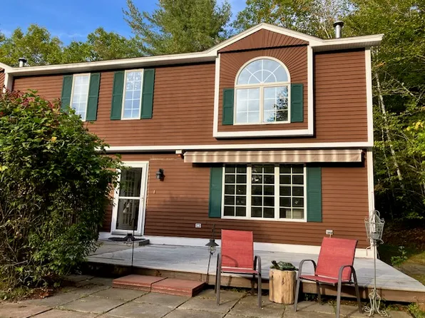 12 Doe Ct, Naples, ME 04055
