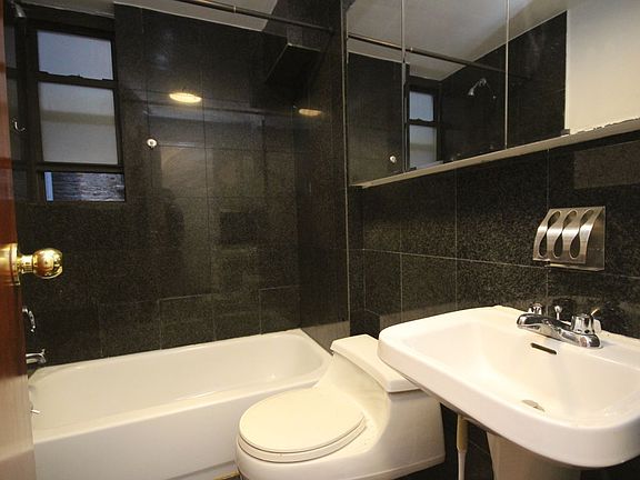 5th image of 119 E 96th St #6A