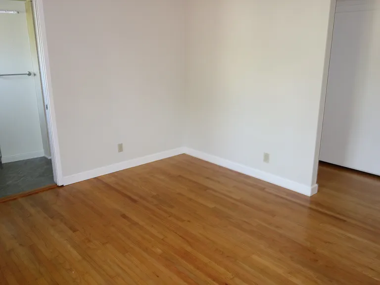 10734 Martinwood Way — Photo 17
