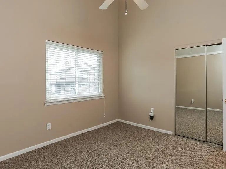 3087 Balearic Dr SE — Photo 20