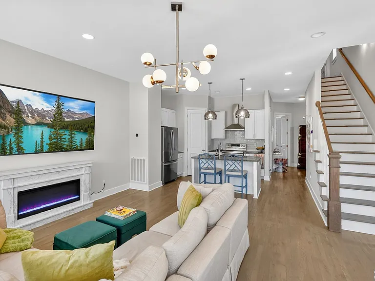 1007A Alice St — Photo 18