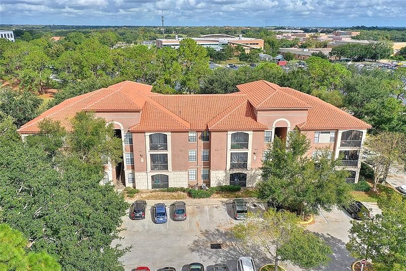 1st image of 6177 Metrowest Blvd Unit 202