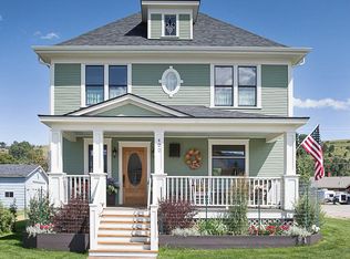 422 S Broadway Ave, Red Lodge, MT 59068