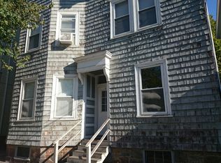 160 Chestnut St, Brookline, MA 02445
