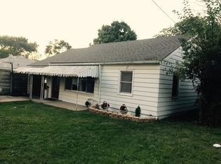 526 Oakwood Ave, Aurora, IL 60505