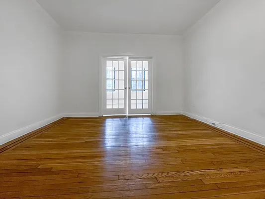 Rented by Brown Harris Stevens | media 7