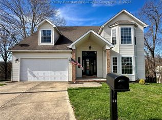 52 Oakvale Rd, Hurricane, WV 25526