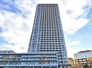 2015 Sheppard Ave E #1101, Toronto, ON M2J 0B3