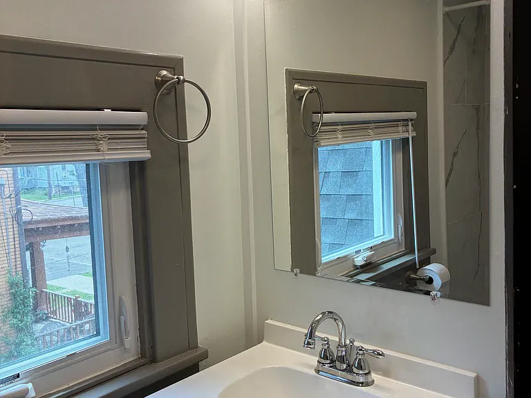 307 Franklin St — Photo 12