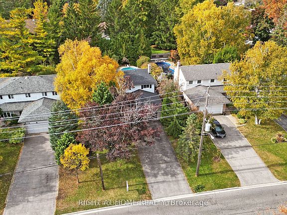 3rd image of 148 Meadowvale Rd