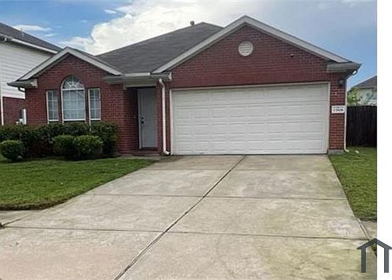 1st image of 13818 Magnolia Lake Ln