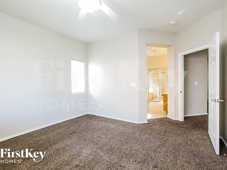 5898 Swan Point Pl — Photo 9