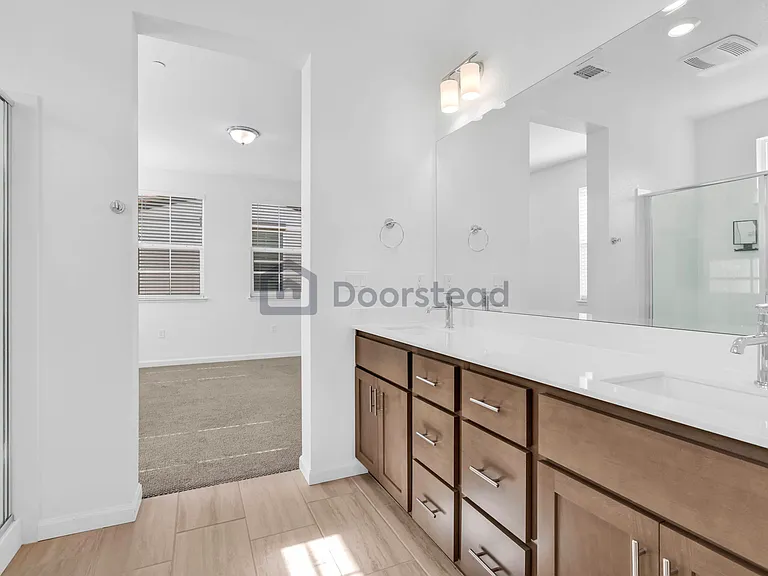 2958 Toulouse Walk — Photo 24