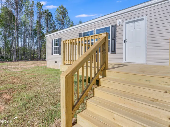 1712 W Main St, Bowersville, GA 30516