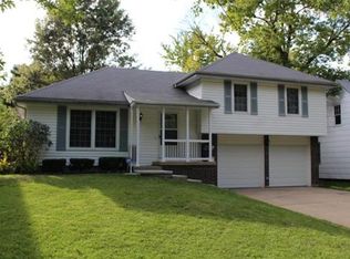 5606 Maple St, Mission, KS 66202