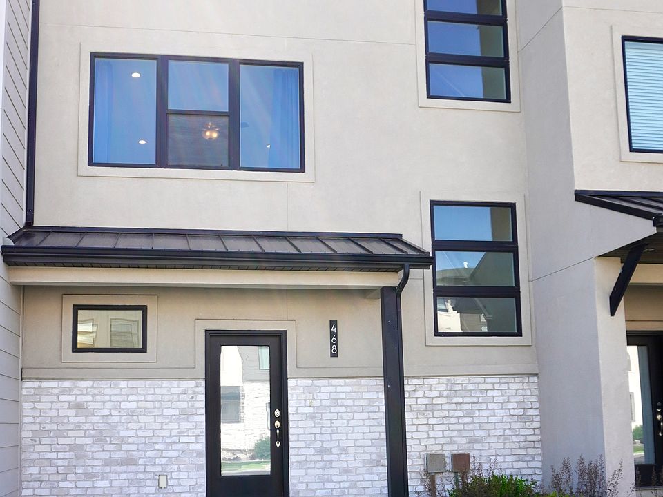 3-story modern townhome.
