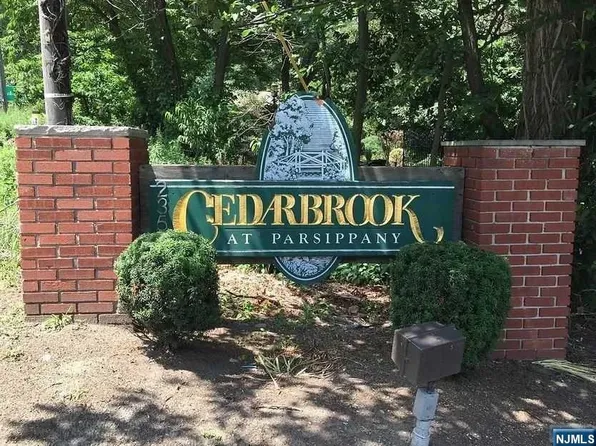 2350 Route 10 #E8, Morris Plains, NJ 07950