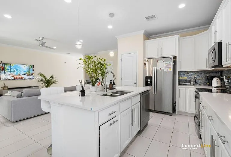 4325 Large Leaf Ln — Photo 13