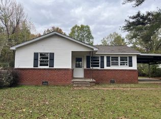 180 Green Rd, Bolivar, TN 38008