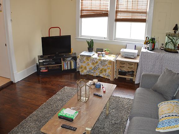 5th image of 206 Ashley Ave APT C