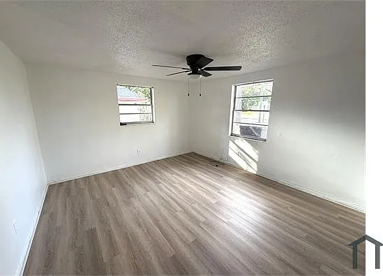 2 bed, $1,500 — Photo 3