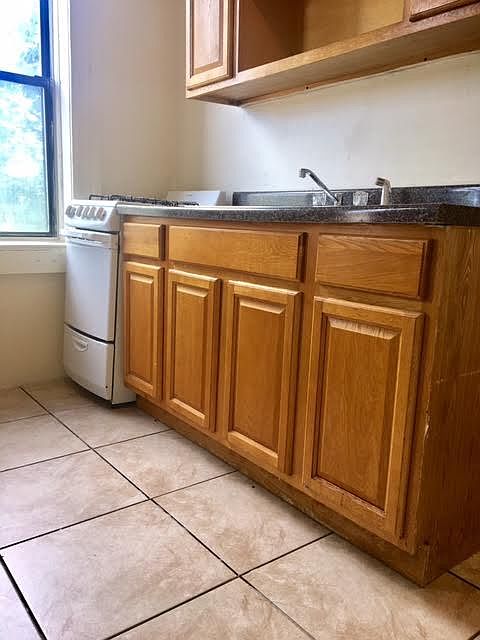 1st image of 449 Mountainview Ave APT 305