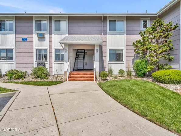 50 Valentine Street #14B, Monmouth Beach, NJ 07750