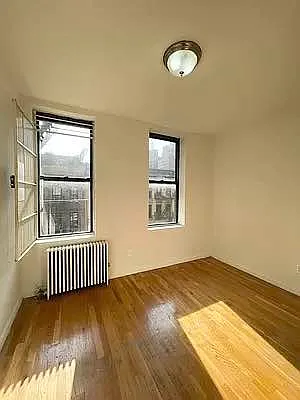 Rented by Jonis Realty | media 4