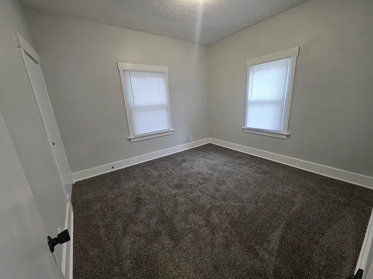 2777 California Ct — Photo 30