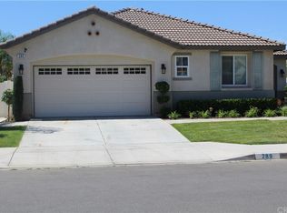 289 Sparkler Ln, Perris, CA 92571