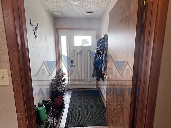 2nd image of 869 N 4th St Suite B
