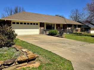 1404 Cottonwood Dr, Poteau, OK 74953