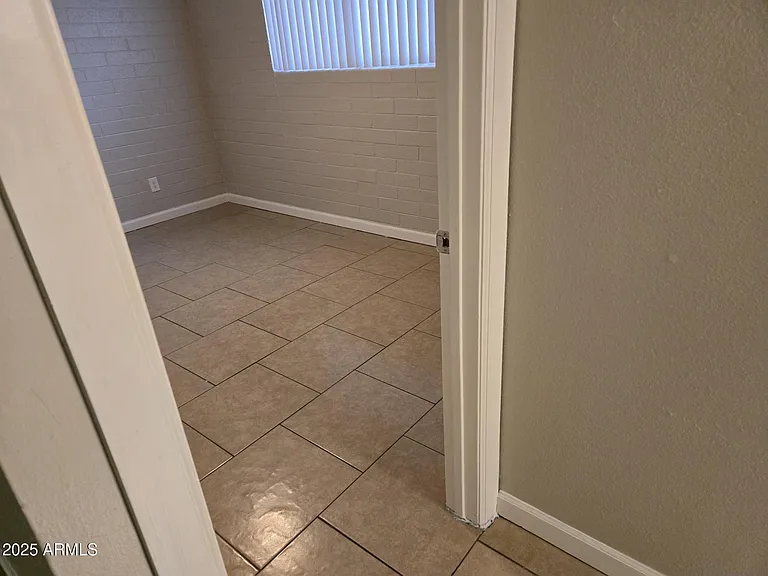 902 E Southern Ave #2 — Photo 11