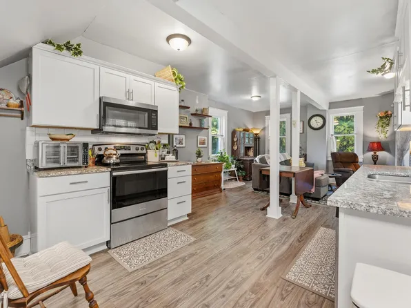7338 Main St, Rutledge, MN 55795