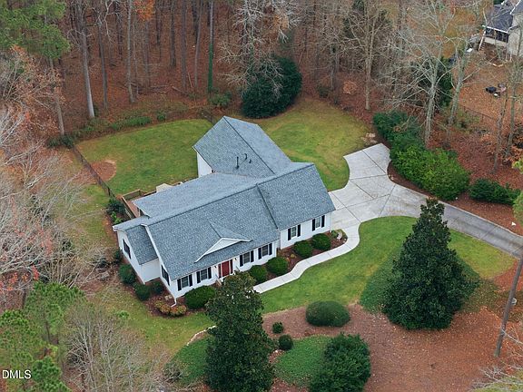 5th image of 1101 Hidden Hills Dr